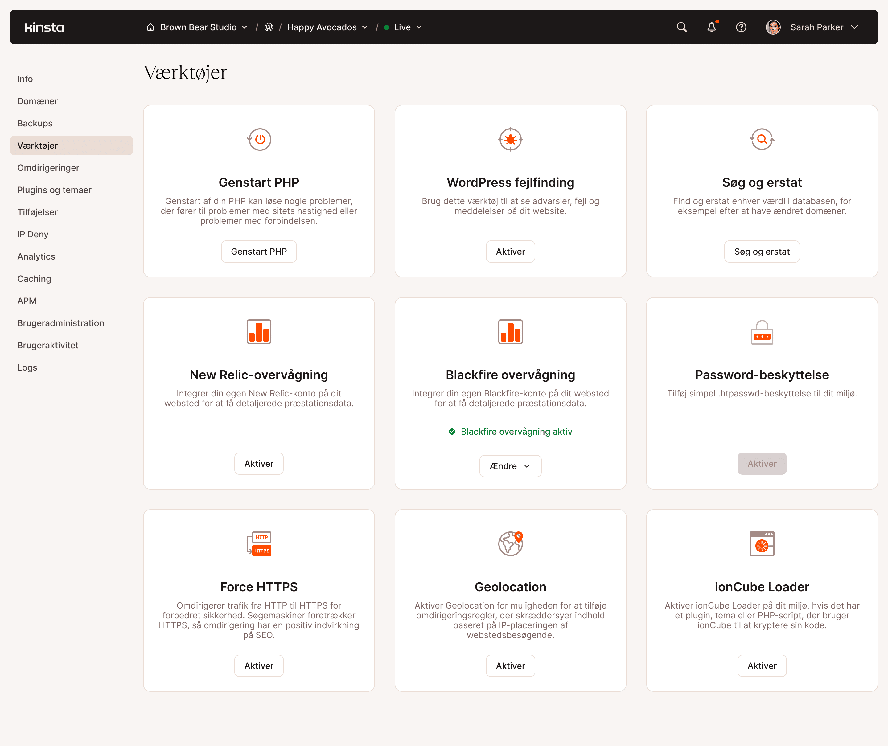 Dashboard med værktøjer til serveradministration
